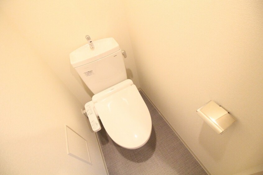 トイレ ﾌﾟﾚｻﾝｽ兵庫ｳﾞｨｱｰﾚ(1012)