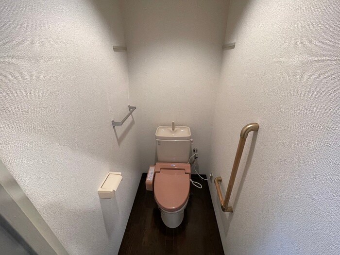 トイレ ロイヤルハイム