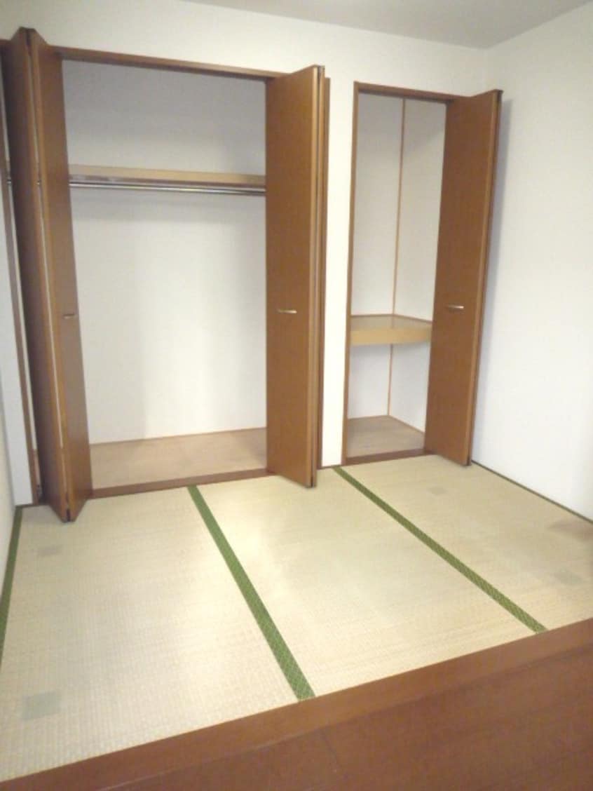 収納 ウエストアヴェニュ－