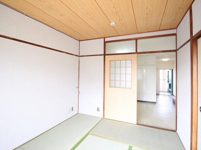 居室 ハイツ呉川アルン