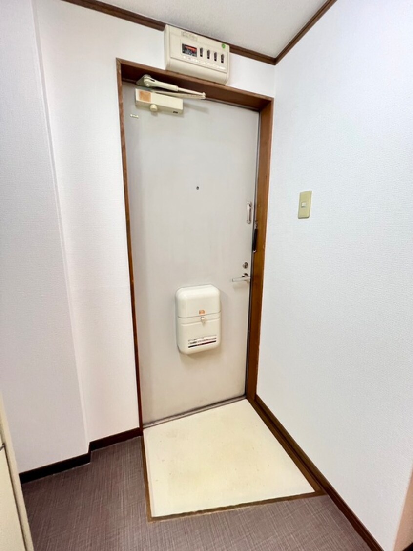 玄関 アトレ堺町