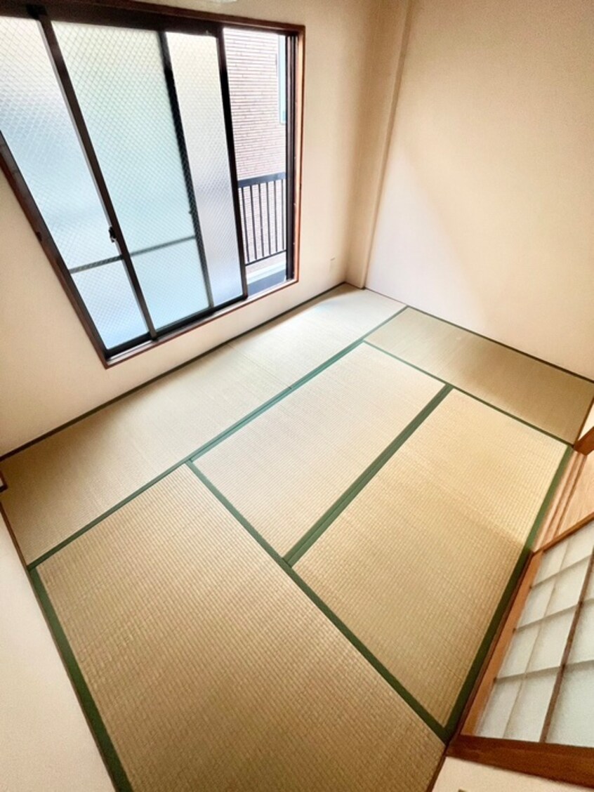 居室 ポインセチア