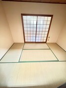 居室 ポインセチア