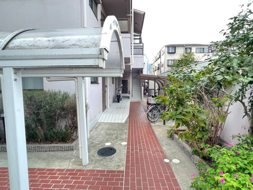 エントランス部分 ジュネサンライズ