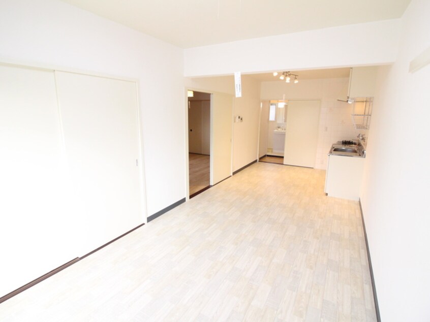 居室 ジュネサンライズ