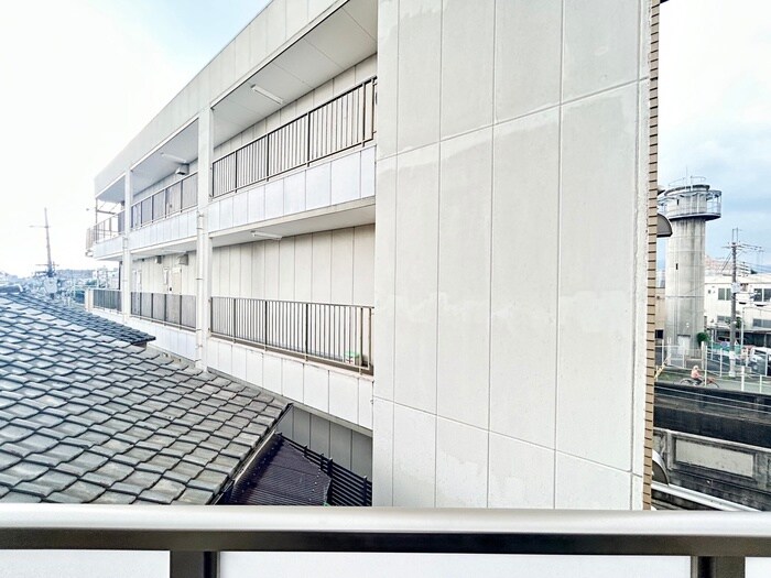 室内からの展望 プライベートレジデンス西院Ⅱ