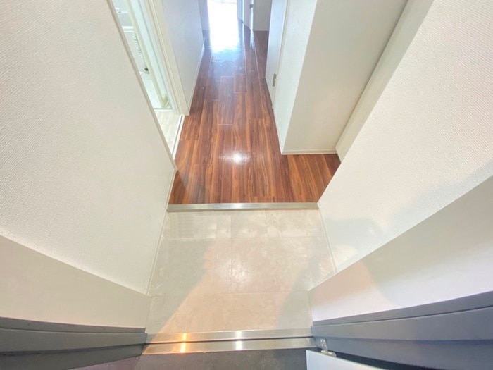 玄関 ヒルズ京都東