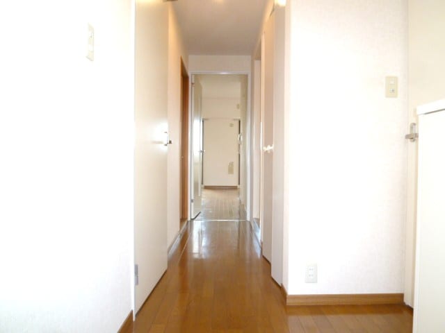 廊下 サンコ－グランピア