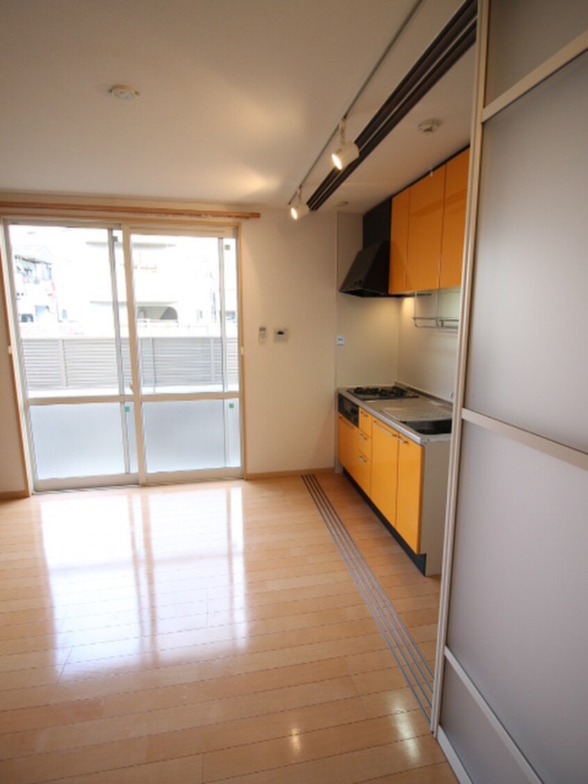 廊下 シャーメゾン城東