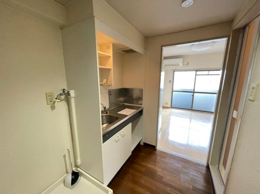 廊下 ジュネス神楽田