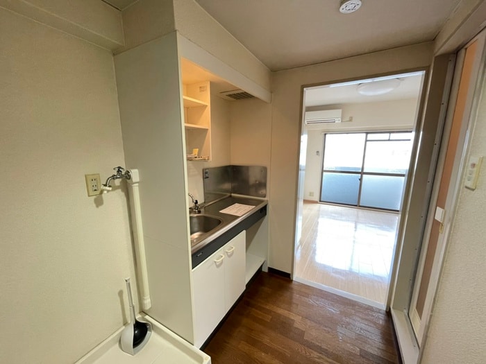 廊下 ジュネス神楽田