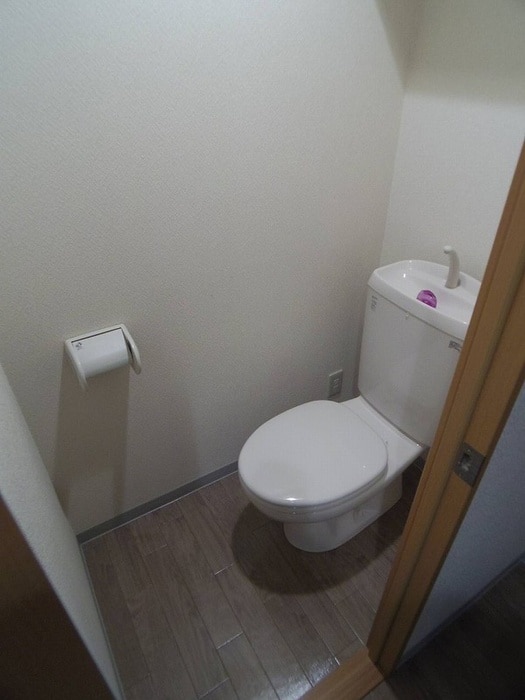 トイレ ジュネス神楽田