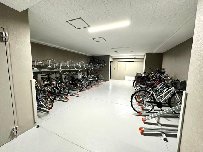 駐輪場 ザ・パークハビオ塚本