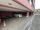 駐車場 エムス金剛