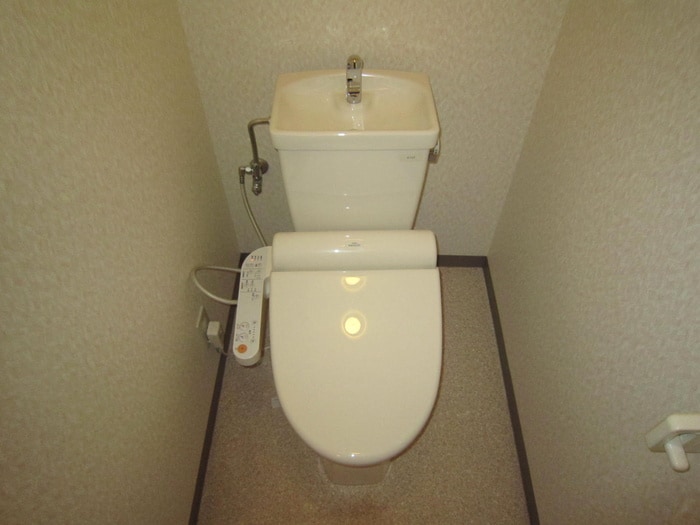 トイレ エムス金剛