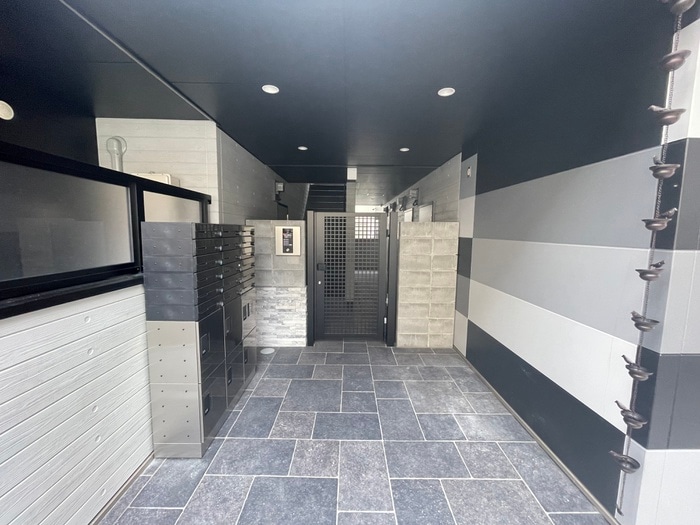 エントランス部分 ルバート東住吉