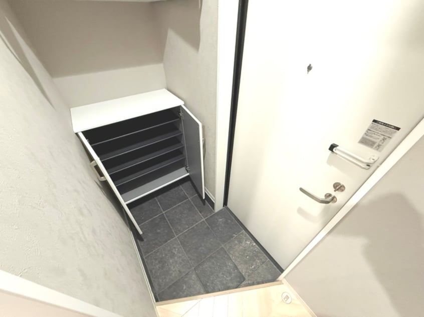 玄関 ルバート東住吉