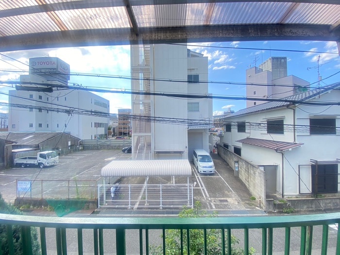 室内からの展望 穂波町貸家