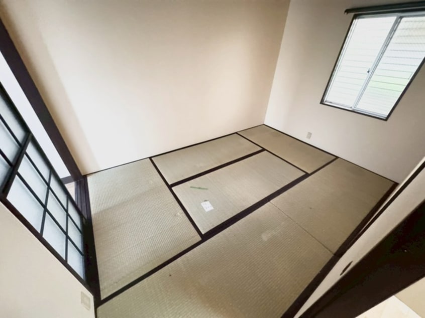 居室 ラフィーネ刀根山