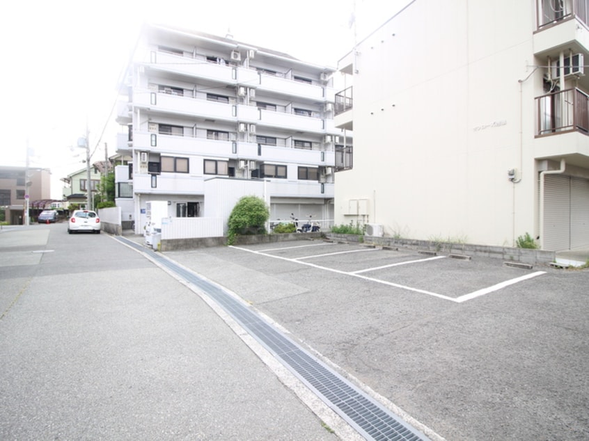 駐車場 サンローズ唐池