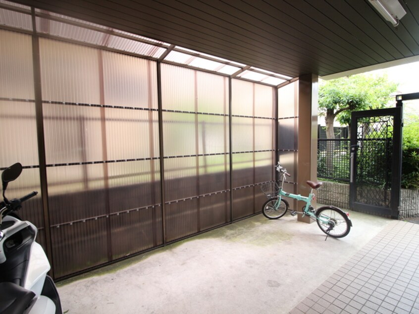 駐輪場 サンローズ唐池