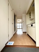 廊下 サンローズ唐池