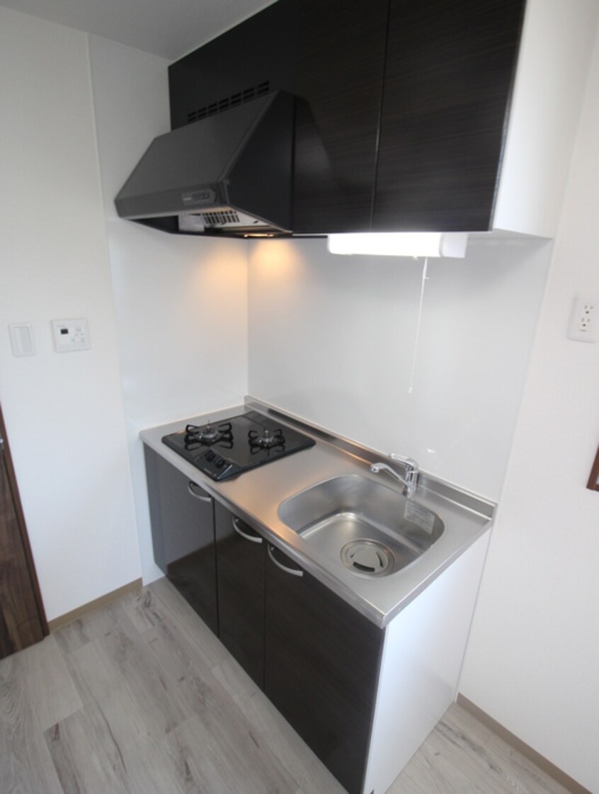 キッチン エムコート衣笠