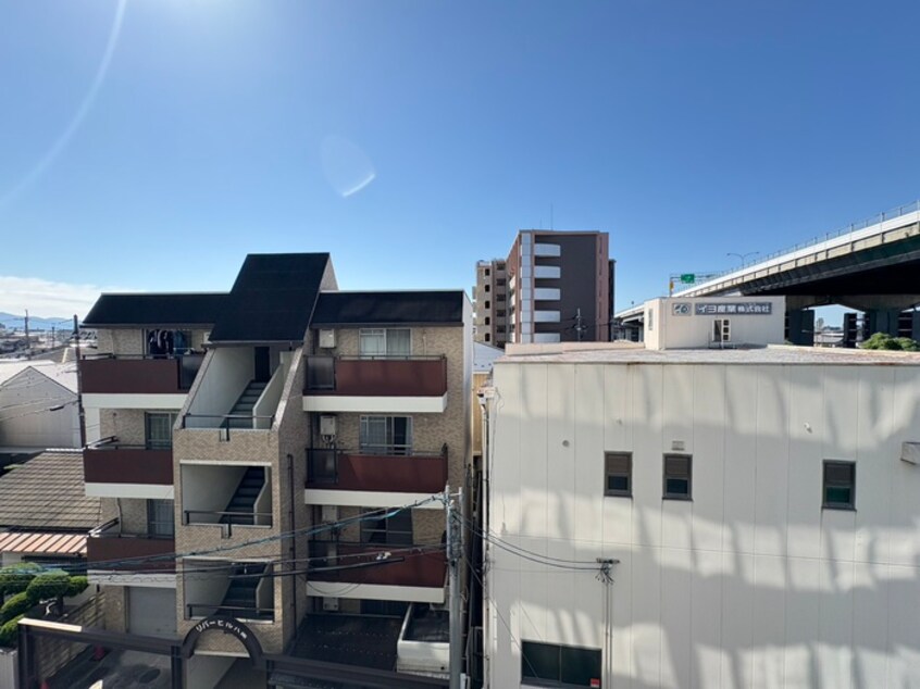 室内からの展望 ディエスベアティ久宝寺口