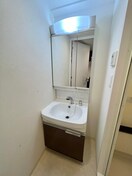 洗面 ﾌｧｽﾃｰﾄ神戸ｱﾓｰﾚ（1003）