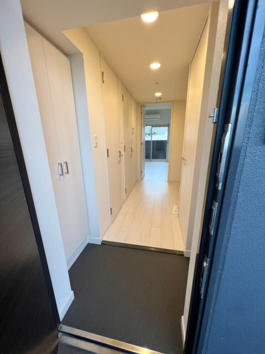 玄関 ﾌｧｽﾃｰﾄ神戸ｱﾓｰﾚ（1003）