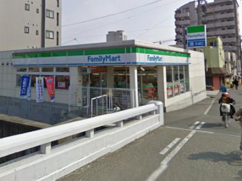 ファミリーマート　鴫野橋店(コンビニ)まで450m メゾン・アルス