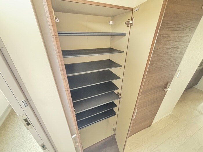 靴箱 ﾚｼﾞﾃﾞﾝｽ神戸ｸﾞﾙｰﾌﾞHW(306)