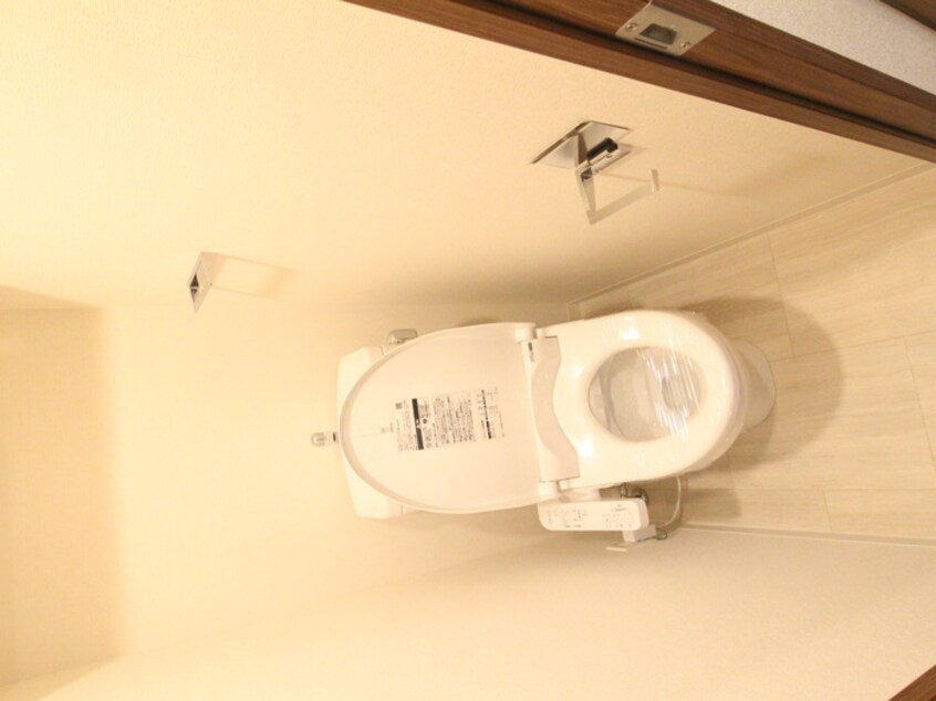 トイレ ﾗﾗﾌﾟﾚｲｽｻﾞ･神戸ｼﾙﾌ(201)