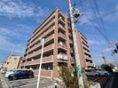 ロイヤルヴェ－ル山下の外観