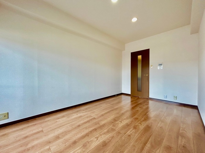 居室 カ－サミガタ