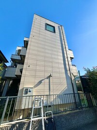 メゾンファミ－ユ