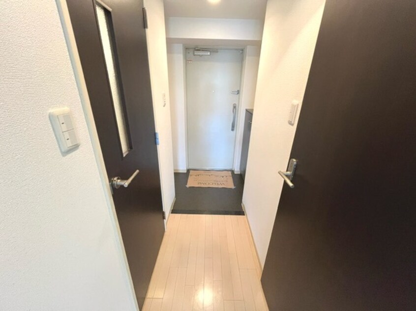 廊下 シオン中山