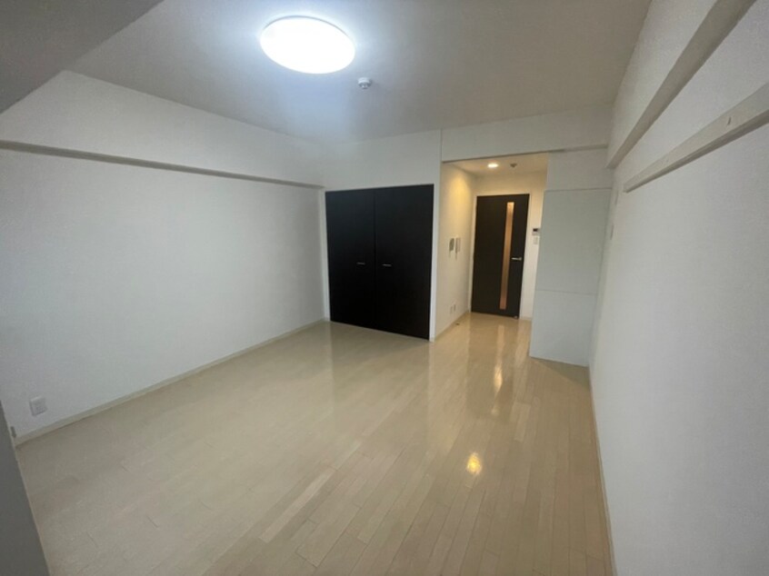 居室 シオン中山