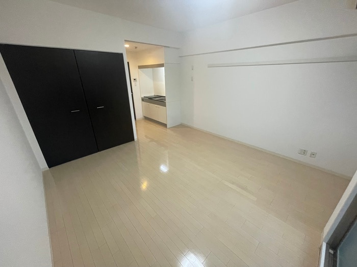 居室 シオン中山