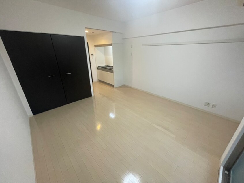 居室 シオン中山