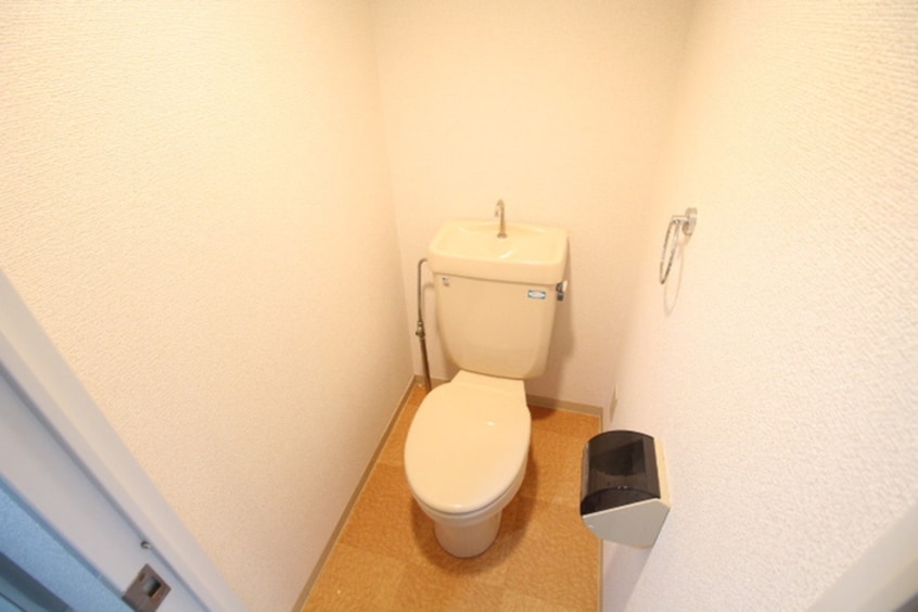 トイレ フォ－レスト・ヒル　１