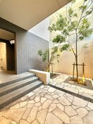 エントランス部分 コンフォート弁天