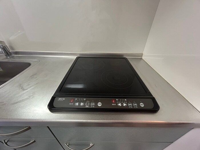 キッチン BRVEGHEL（ﾌﾞﾘｭｰｹﾞﾙ）