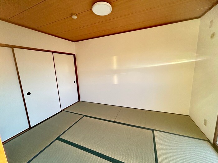 居室 サンパレス甲子園