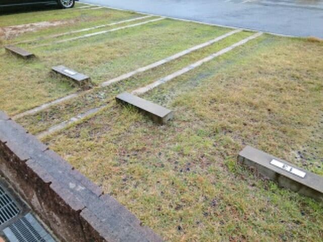 駐車場 サニ－パ－クⅢ