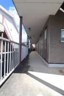 エントランス部分 サ－プラス池田Ⅱ