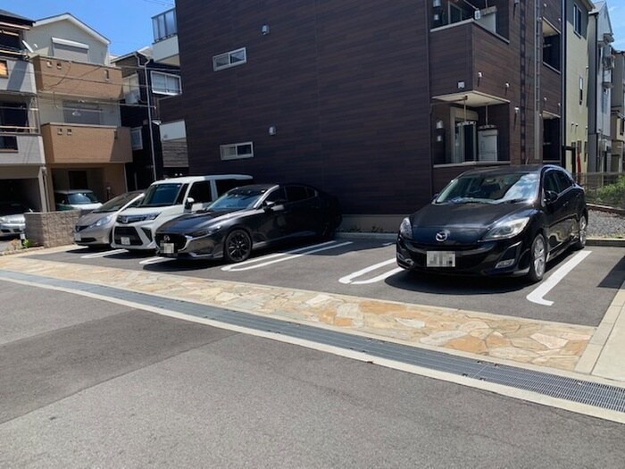 駐車場 プラシード