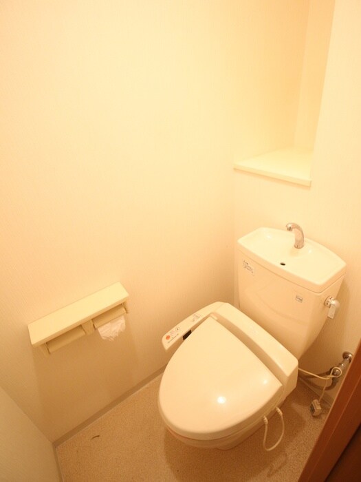 トイレ オズレジデンス花園