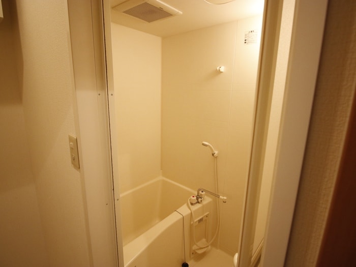 バス／シャワールーム等 オズレジデンス花園