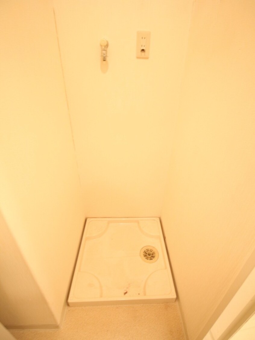 洗濯機置場 オズレジデンス花園